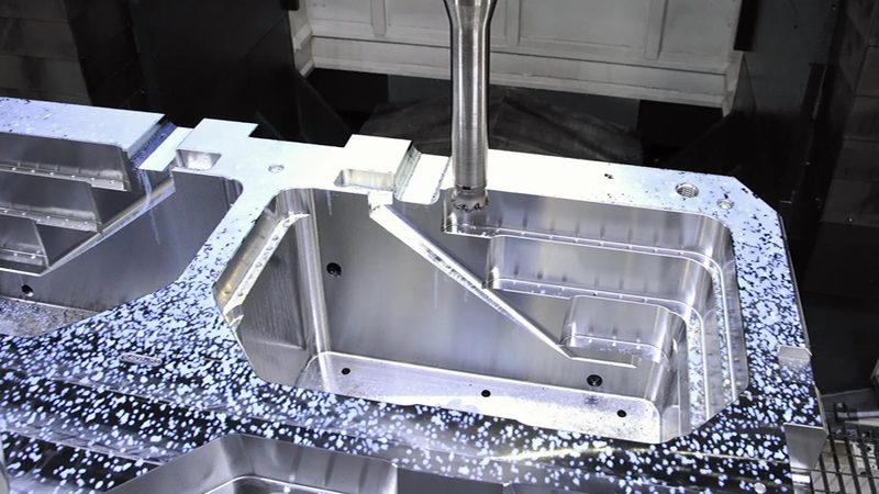 硅胶模具与钢模：蛋糕制作中的双剑合璧