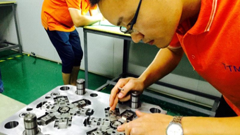 注塑模具型号参数定制：揭秘定制化模具的关键要素**