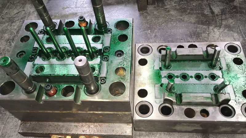 双色模具加盟代理，你准备好了吗？**