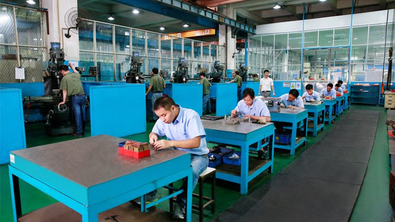 模具配件标准件材质分类解析**